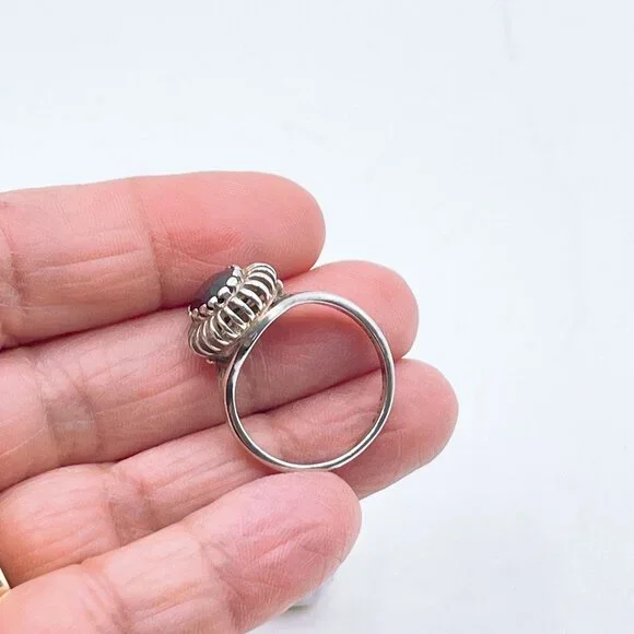 Vintage Style Sterling Silver Ring Oval Garnet Gemstone Size 9.25 - Picture 4 of 4